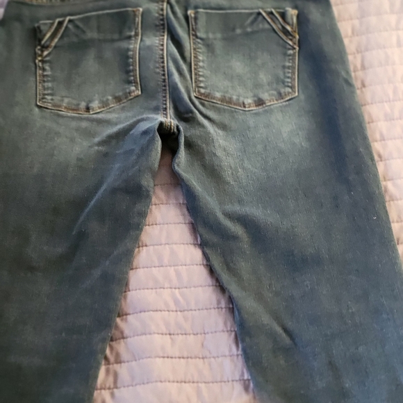 Apt. 9 Slim Straight Jeans Size 6 - Picture 9 of 9